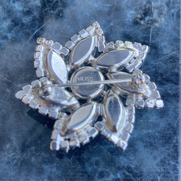 Signed WEISS Rhinestone Star Brooch Vintage Star Brooch Crystal White Rhinestone - Picture 4 of 5